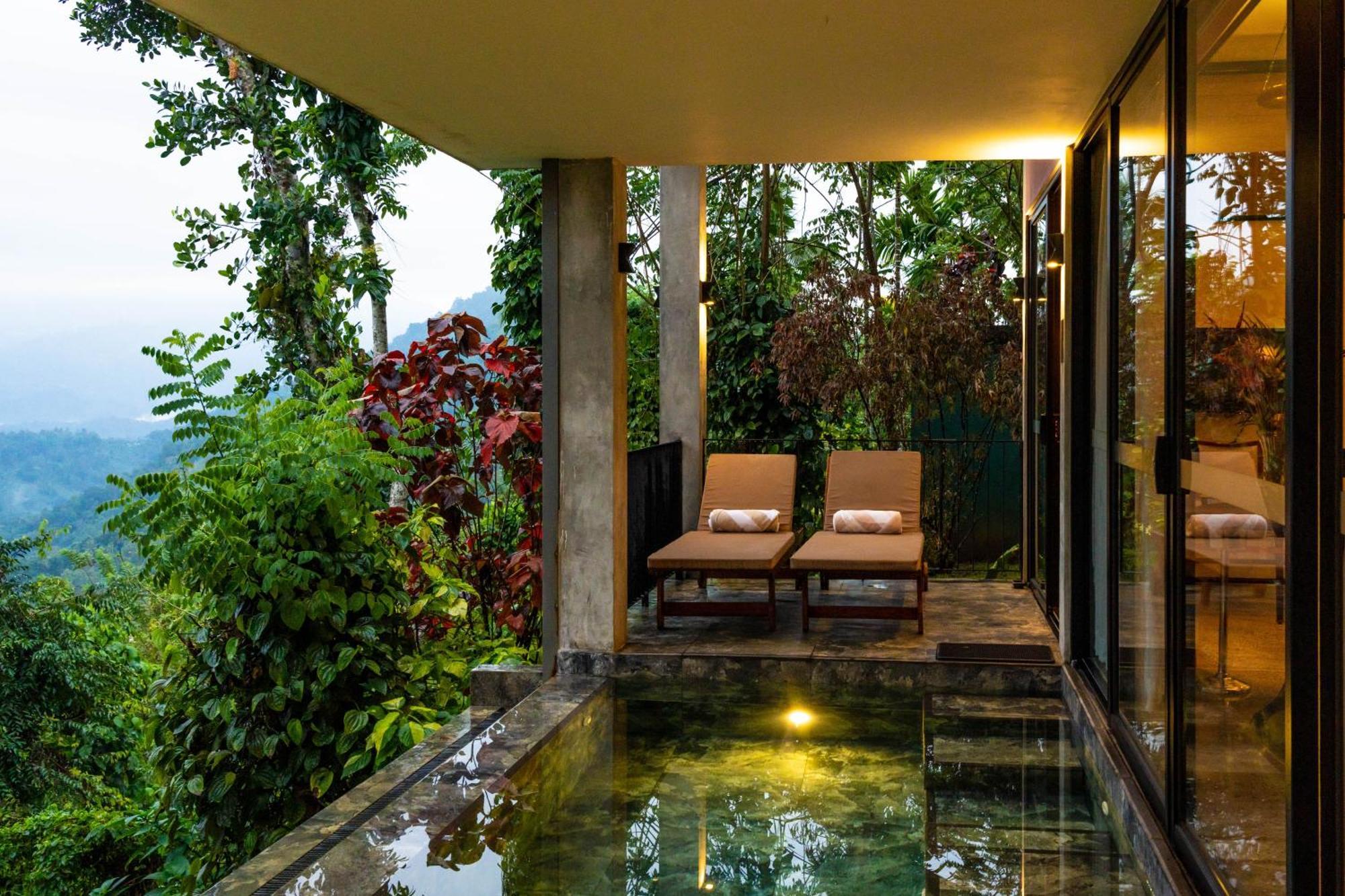 Aarunya Nature Resort - Kandy Eksteriør billede