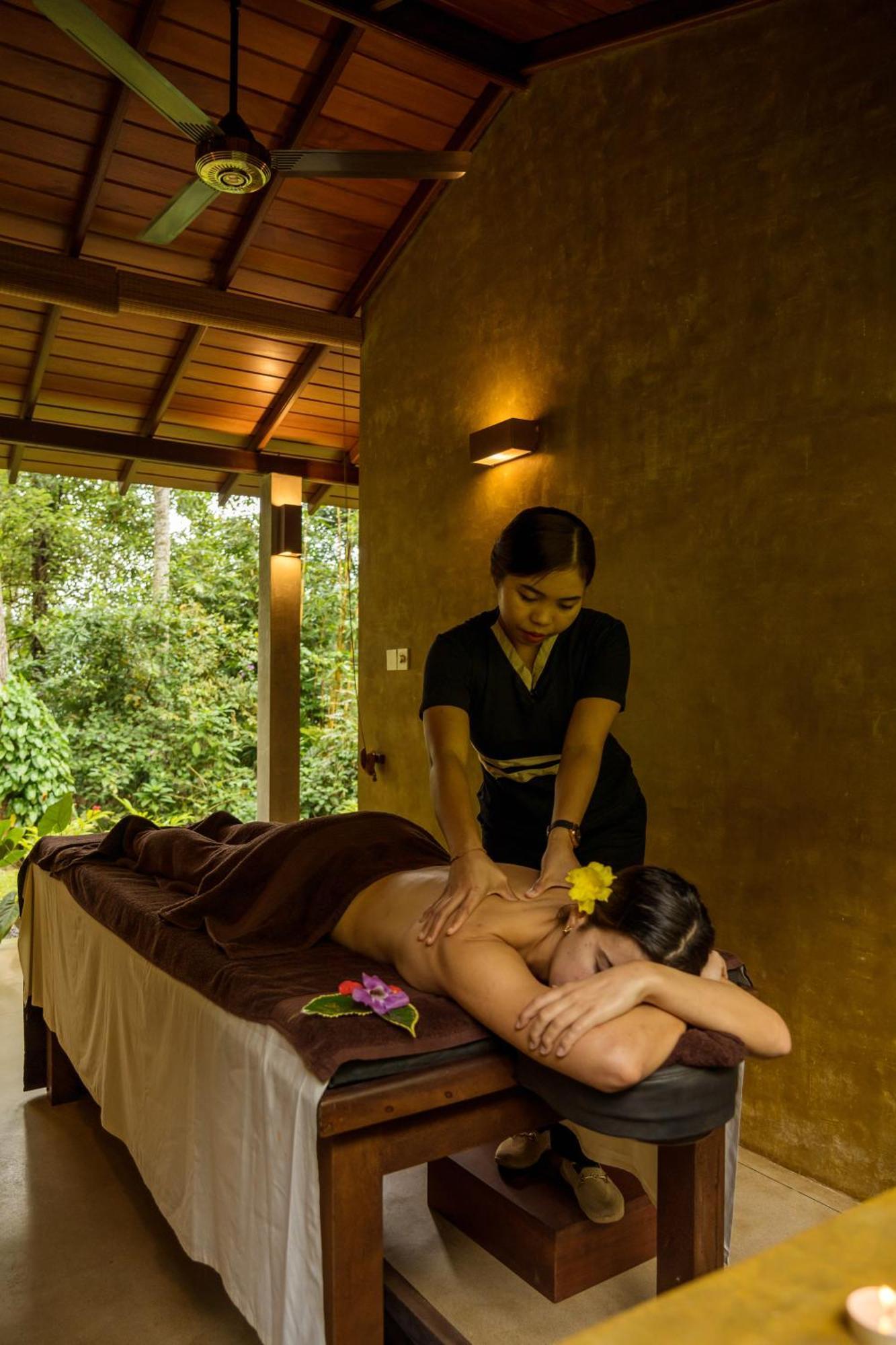 Aarunya Nature Resort - Kandy Eksteriør billede