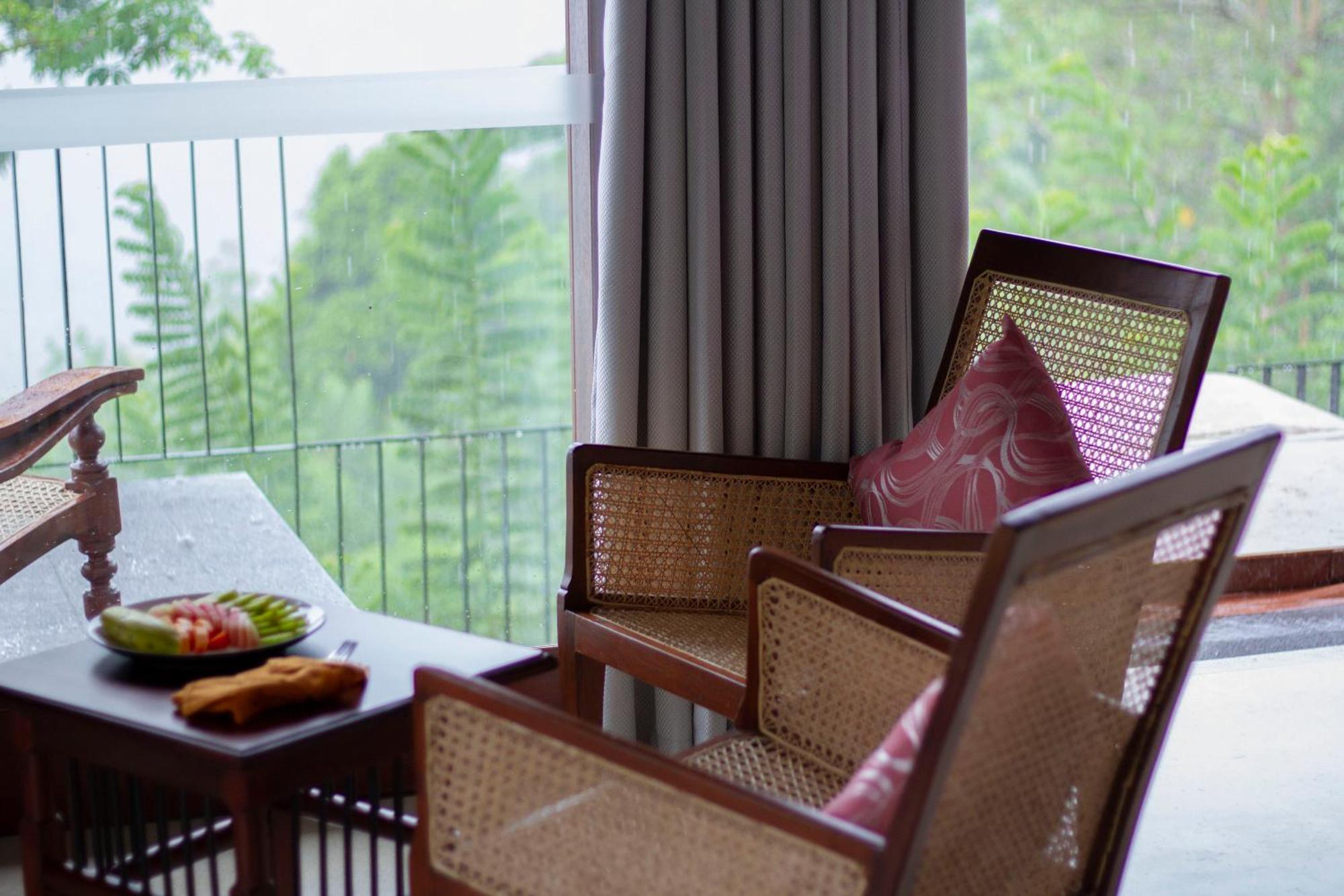 Aarunya Nature Resort - Kandy Eksteriør billede